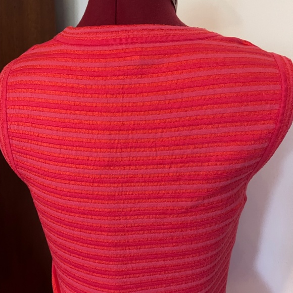 MISSONI DRESS NEW WITH TAGS , SLEEVELESS WITH DETACHABLE NUDE SLIP LINER. 36” - Picture 3 of 6